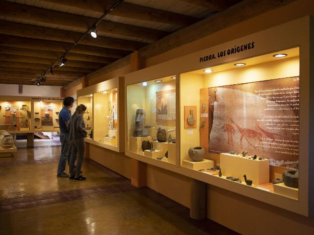 Ruta De Los Museos (Colchagua, Del Automóvil, Del Vino, De Artesanía Y De Vichuquén)